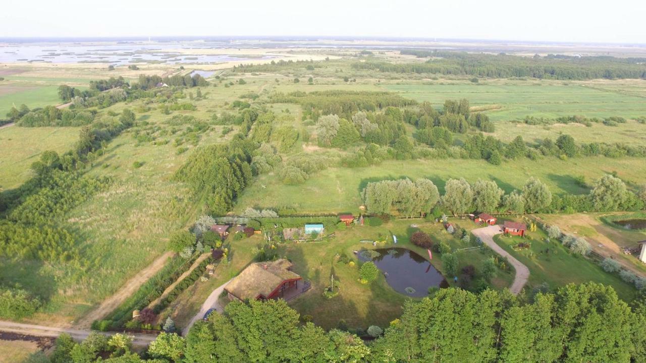 PērkoneEko Oaze别墅 外观 照片
